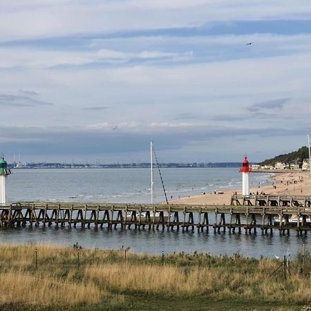 Le Cocooning-Studio Deauville Marina Avec Terrasse Vue Mer Et Plage Exterior foto