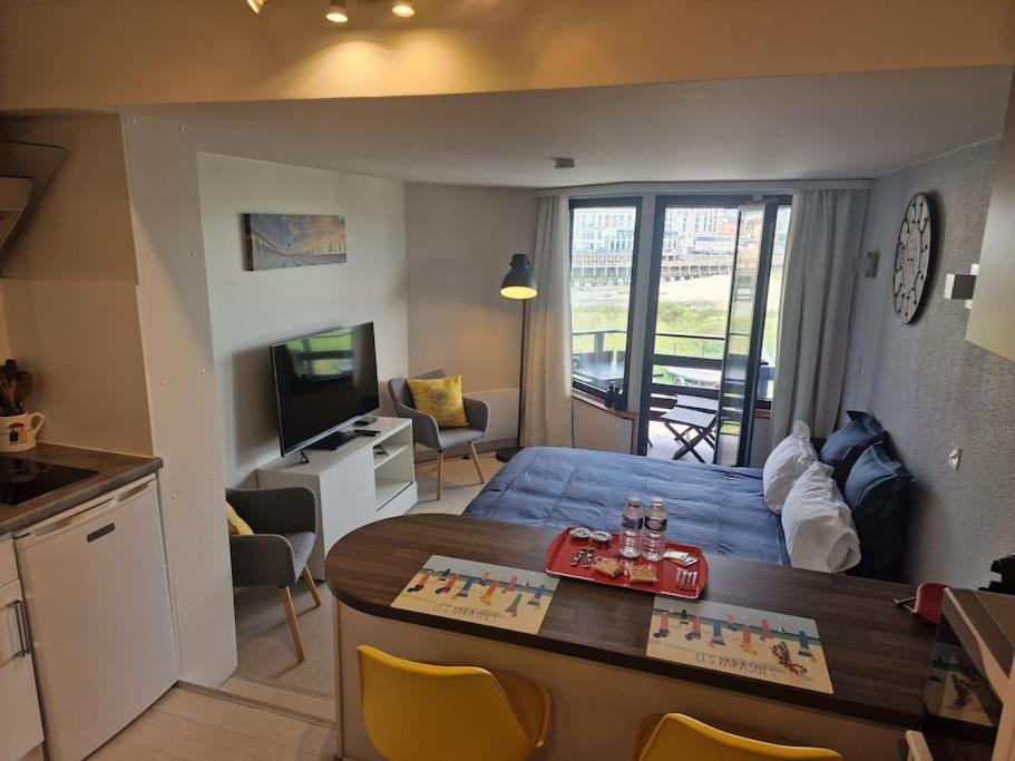 Le Cocooning-Studio Deauville Marina Avec Terrasse Vue Mer Et Plage Exterior foto