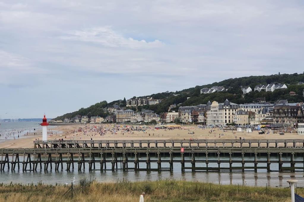 Le Cocooning-Studio Deauville Marina Avec Terrasse Vue Mer Et Plage Exterior foto